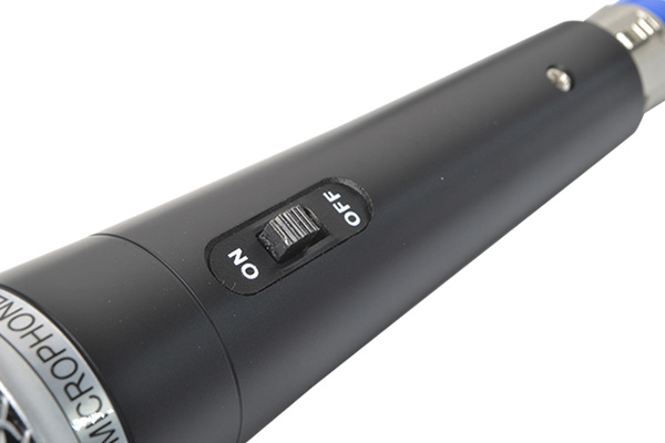 Dynamic Vocal Microphone With Cable